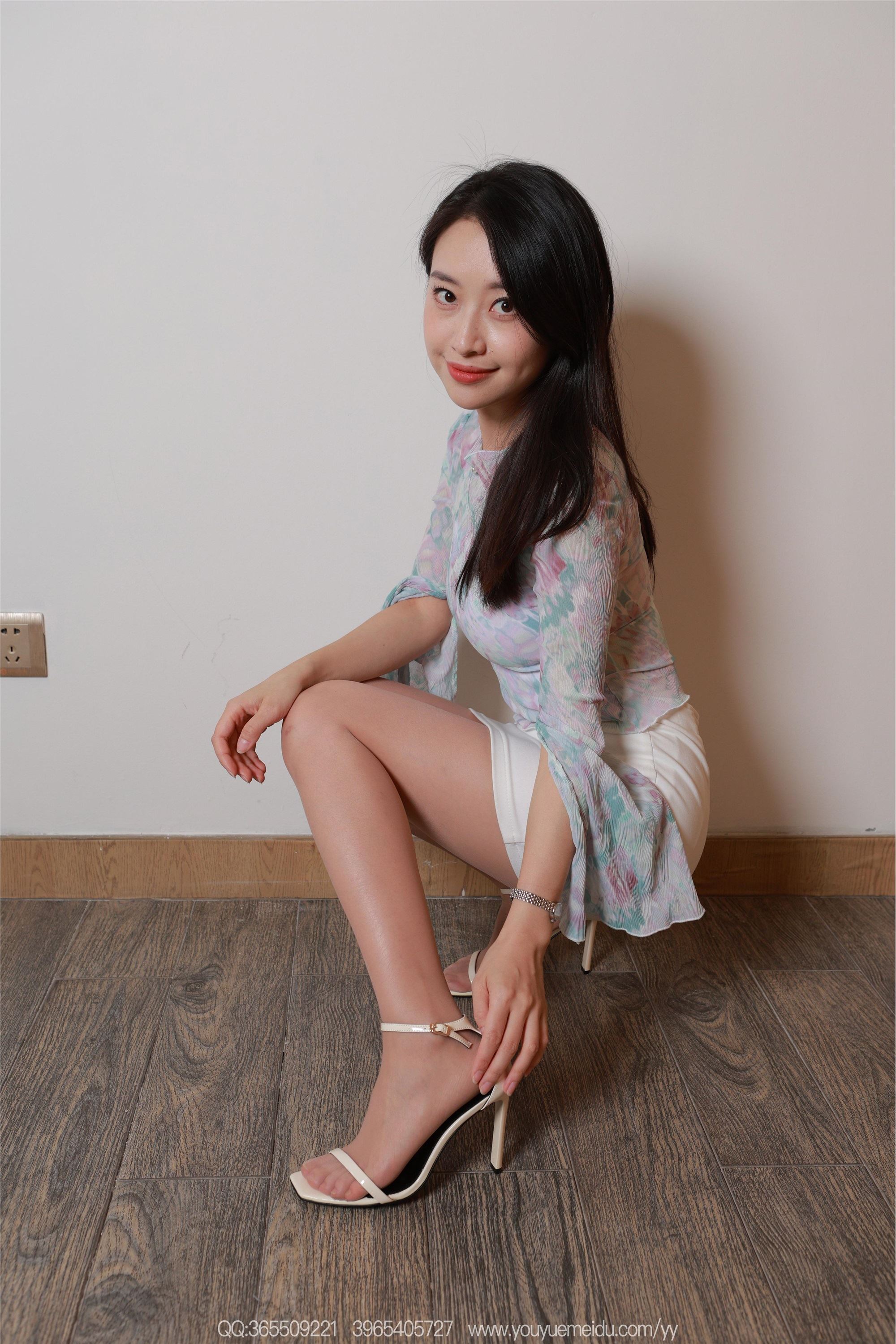 IESS异思趣向  2025.09.31 丝享家 2172 小婕《花袖子（上）》